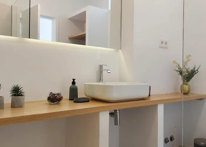 Lujoso En * La Laguna